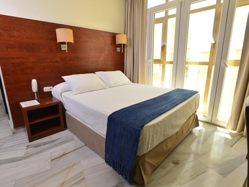 Hotel Sol Almeria 21