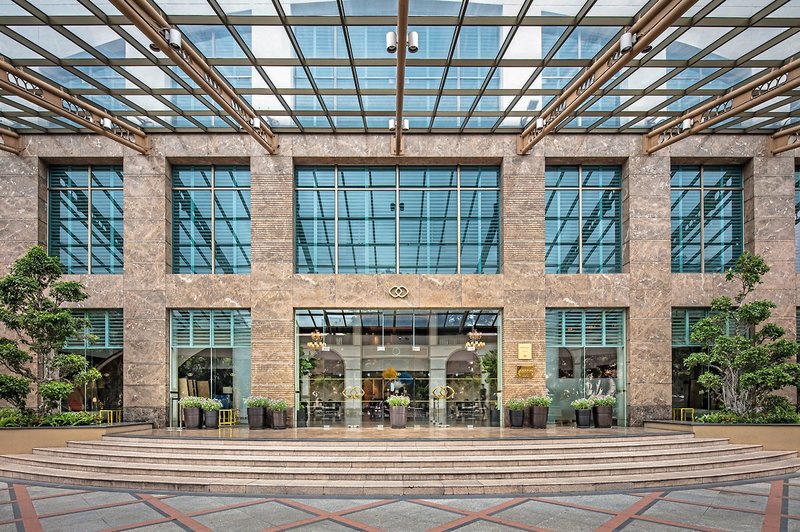 Sofitel Saigon Plaza 6