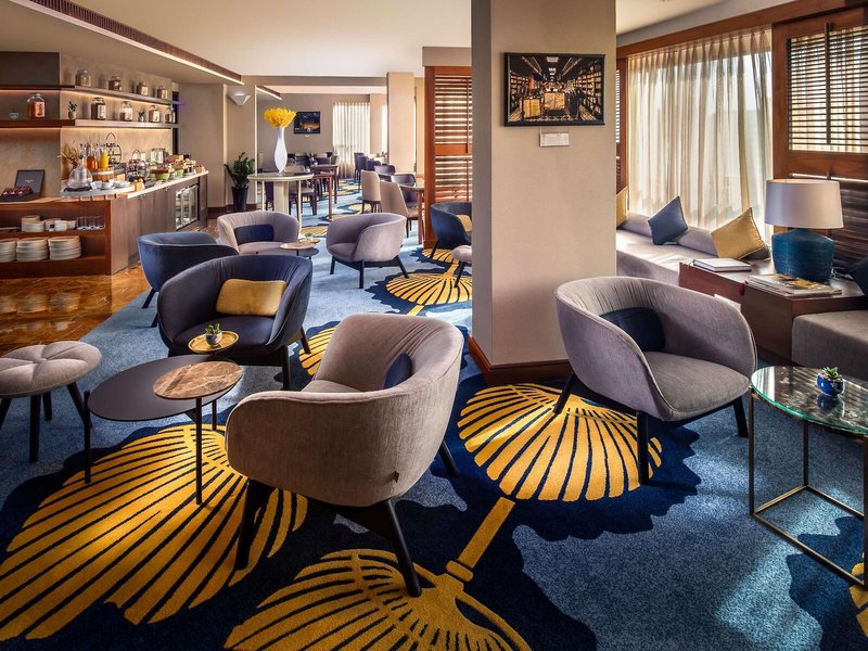 Sofitel Saigon Plaza 17