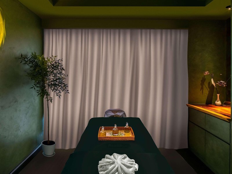 Sofitel Saigon Plaza 37