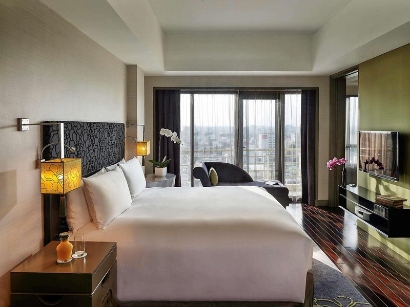Sofitel Saigon Plaza 42