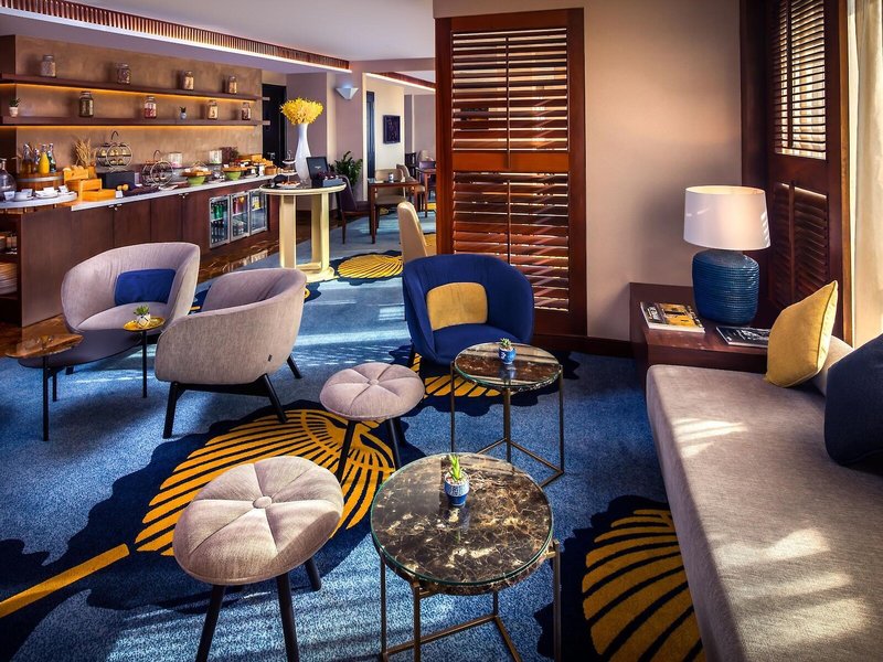 Sofitel Saigon Plaza 43