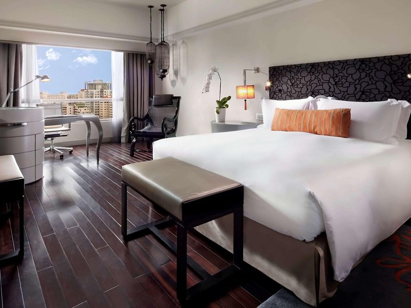 Sofitel Saigon Plaza 48