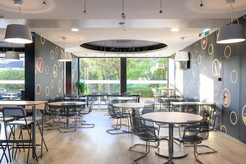 Star Inn Porto 7