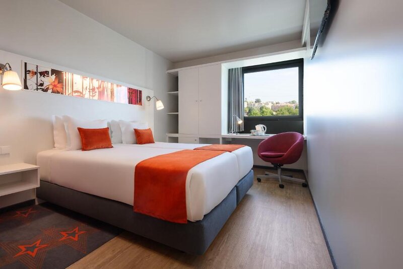 Star Inn Porto 8