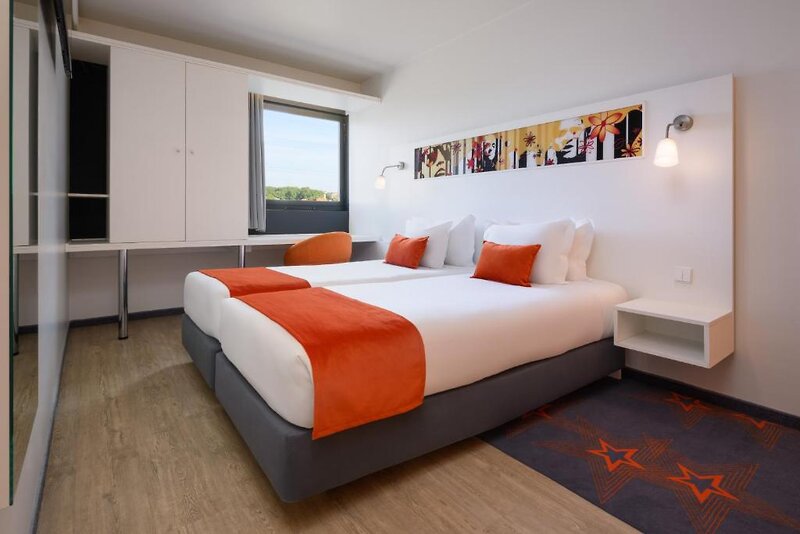 Star Inn Porto 11