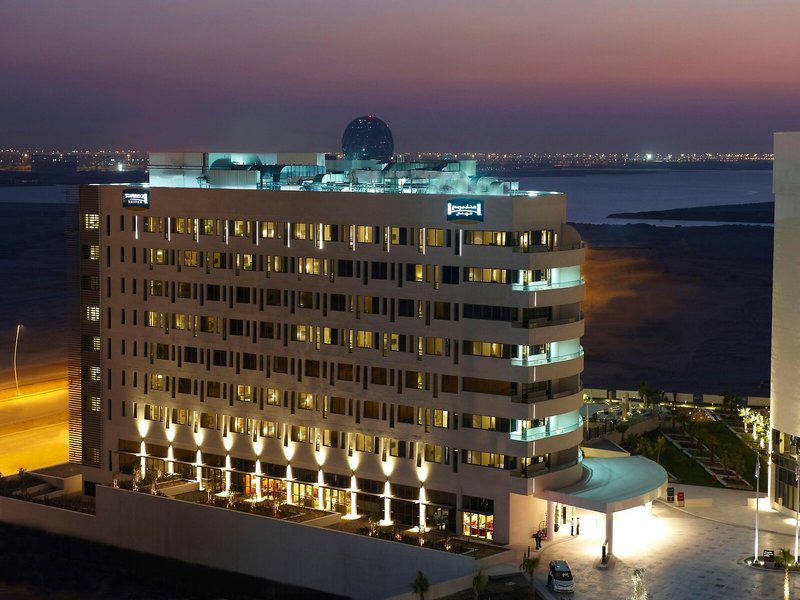 Staybridge Suites Abu Dhabi - Yas Island 2