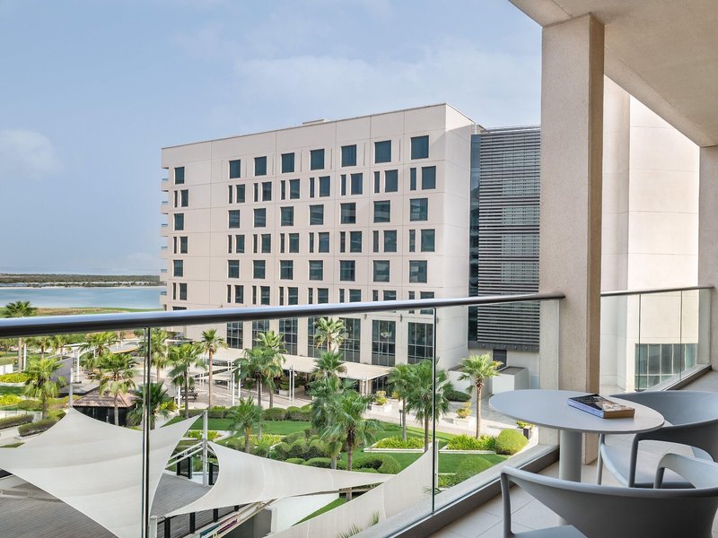 Staybridge Suites Abu Dhabi - Yas Island 5
