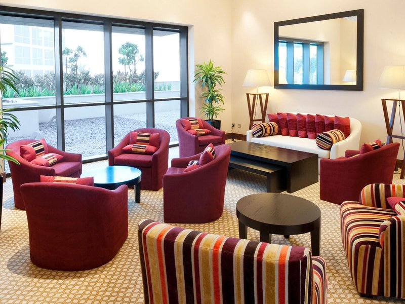 Staybridge Suites Abu Dhabi - Yas Island 11