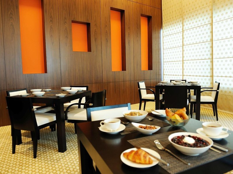 Staybridge Suites Abu Dhabi - Yas Island 17