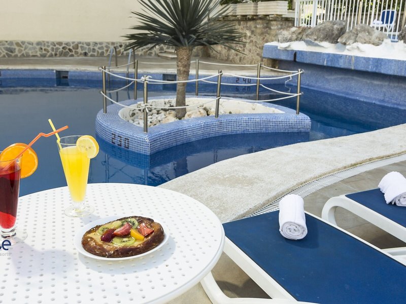 Elegance Sol y Mar 11