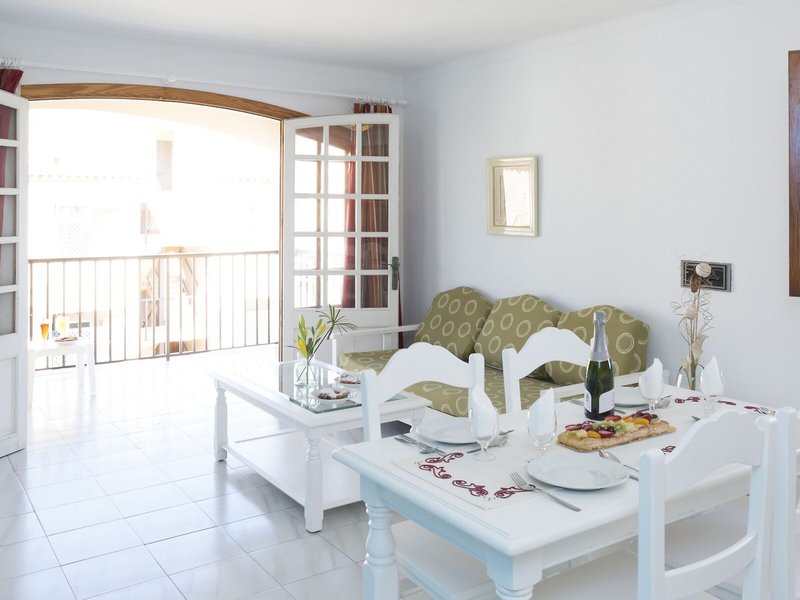 Elegance Sol y Mar 24