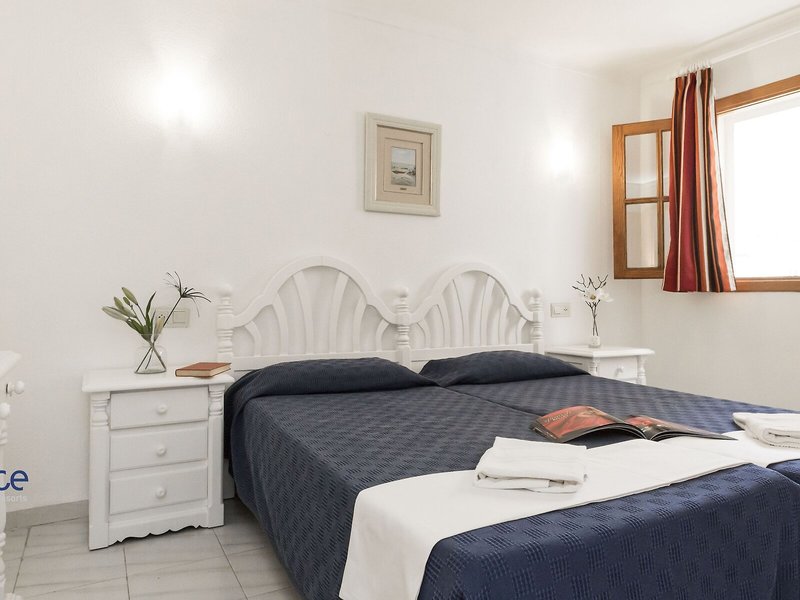 Elegance Sol y Mar 43