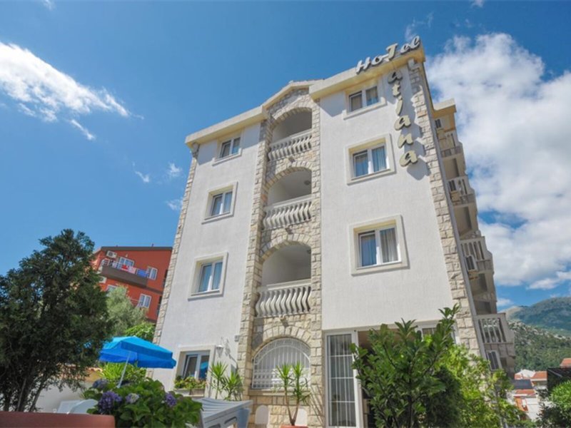 Hotel Tatjana 1 - Exterior