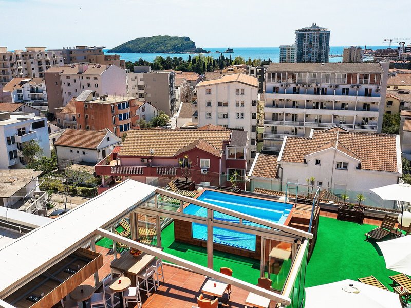 Hotel Tatjana 4 - Exterior