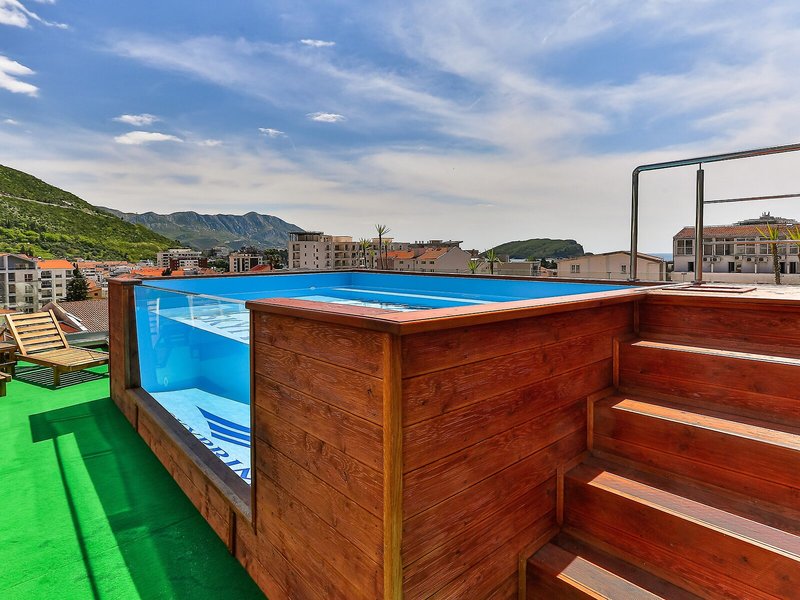 Hotel Tatjana 11 - Outdoor Pool