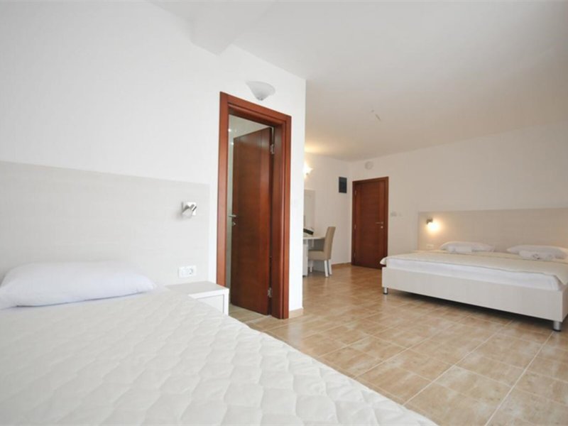 Hotel Tatjana 35 - Room Example