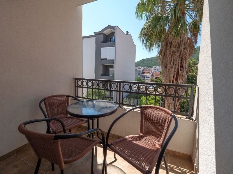 Hotel Tatjana 42 - Terrace