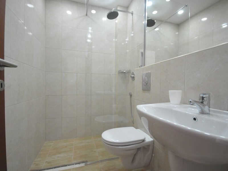 Hotel Tatjana 44 - Bathroom Example