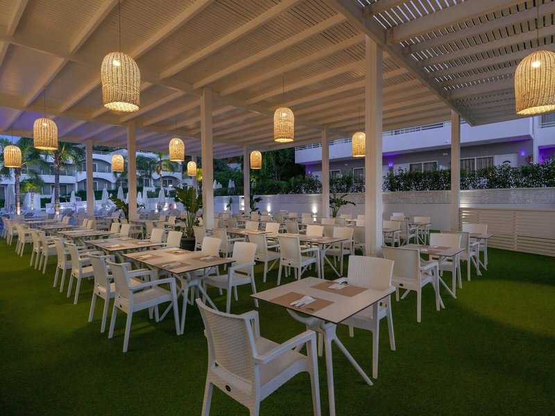 Oceanis Park Hotel 28