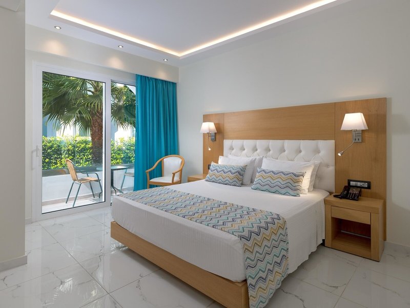 Oceanis Park Hotel 43