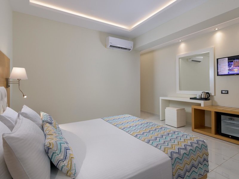 Oceanis Park Hotel 44