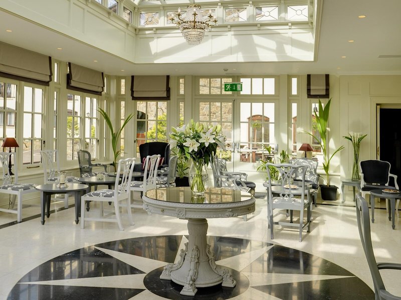 Heights Hotel 5