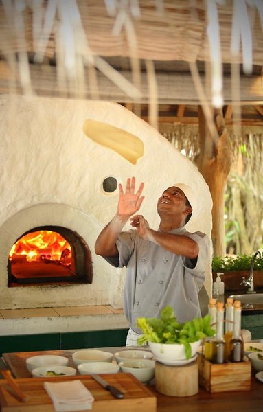 Soneva Fushi Resort & Six Senses Spa 35