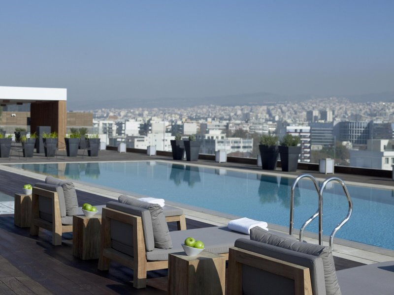 The Met Hotel 8