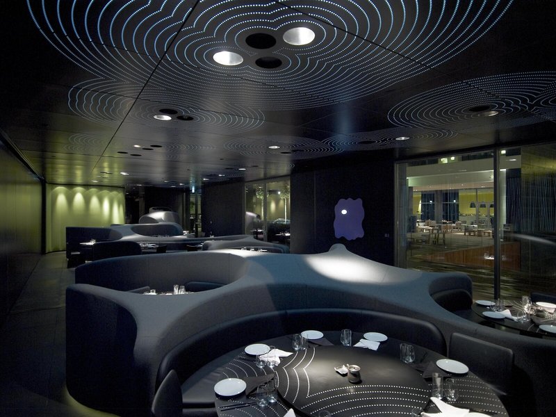 The Met Hotel 28