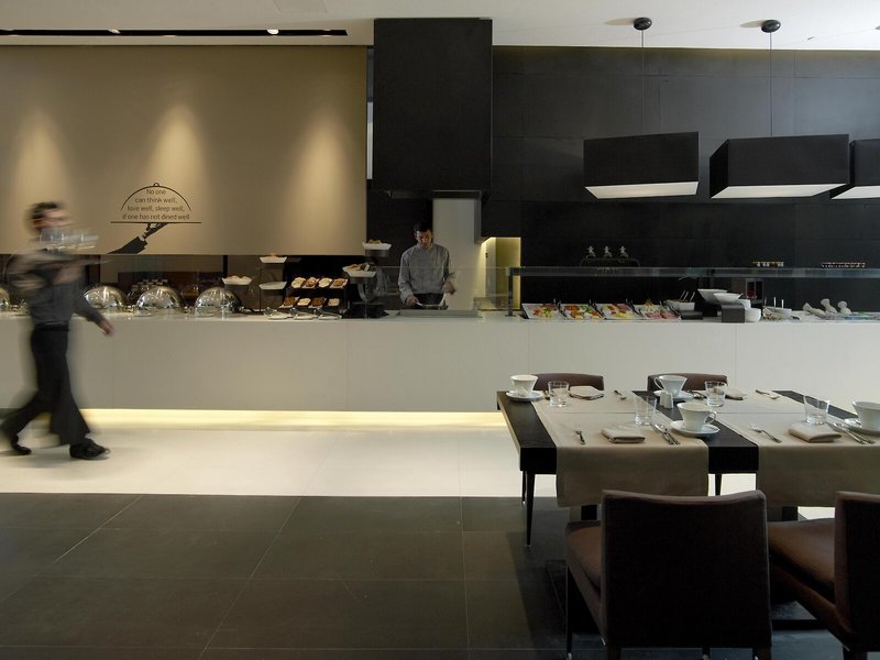 The Met Hotel 31