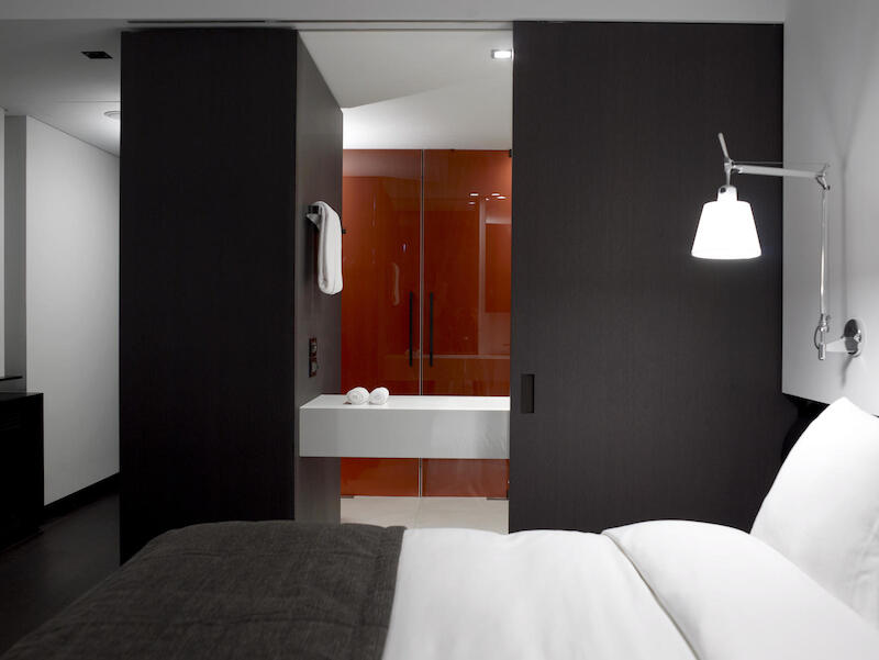 The Met Hotel 8