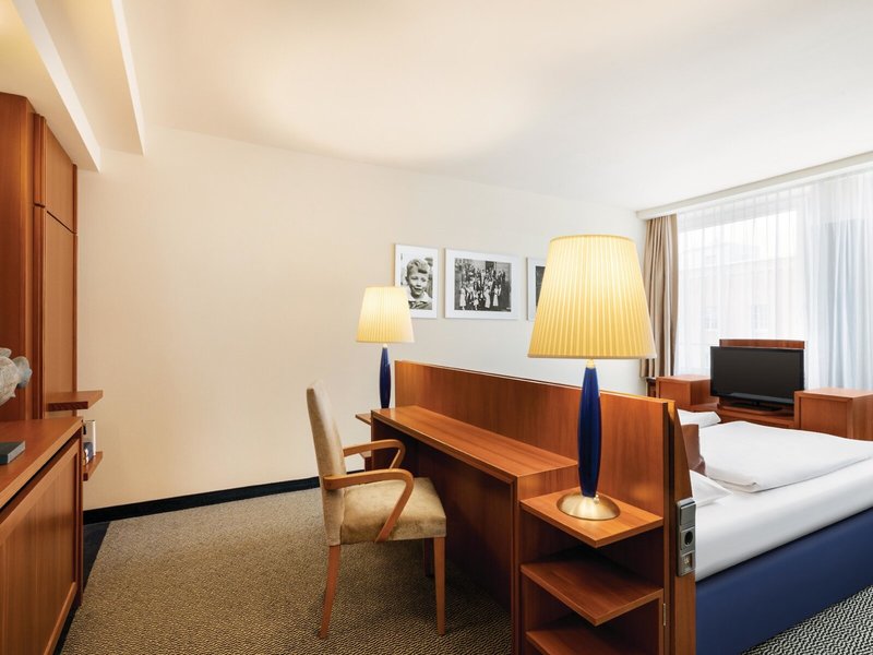 Steigenberger Sonne 19