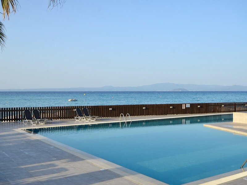 Sousouras Holiday Resort 19