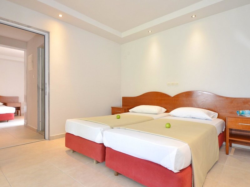 Sousouras Holiday Resort 34
