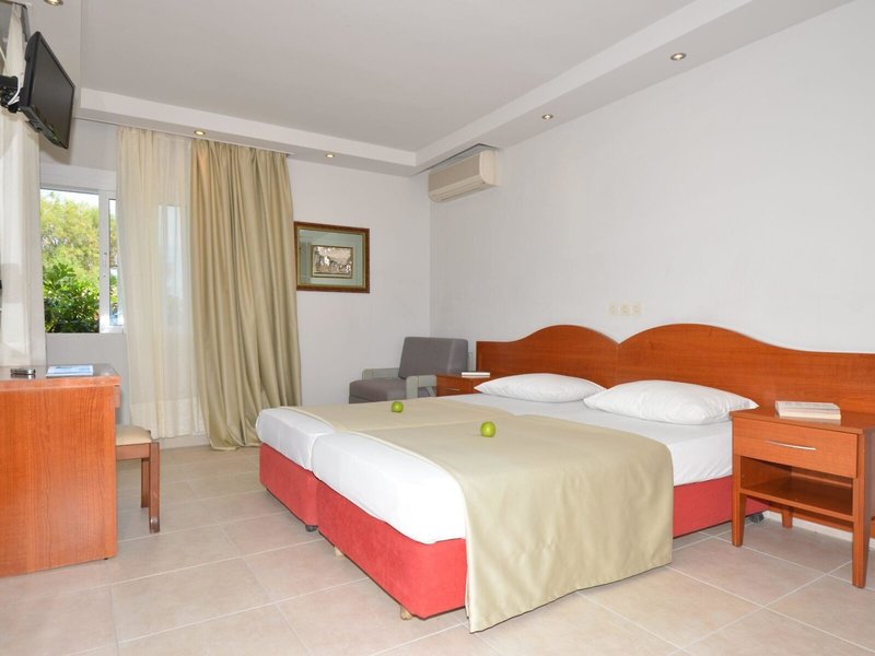 Sousouras Holiday Resort 36