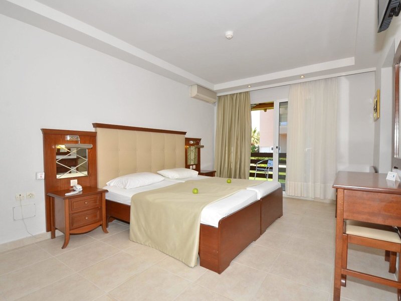 Sousouras Holiday Resort 42