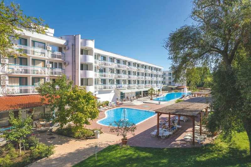 Zefir Beach 1