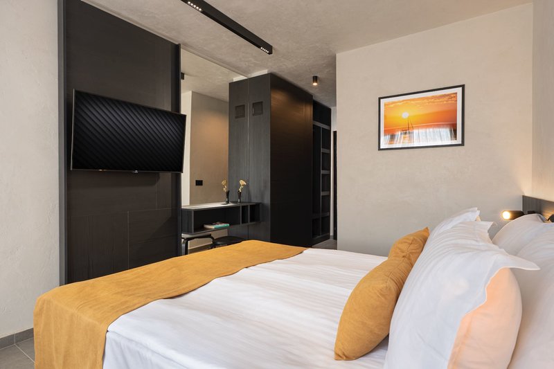 Zefir Beach 32