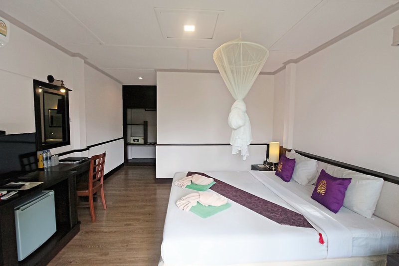 Southern Lanta Resort 8