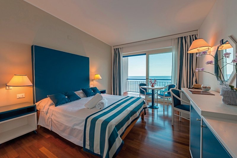 Splendid La Torre 5 - Room Example