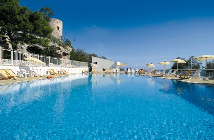 Splendid La Torre 9 - Outdoor Pool
