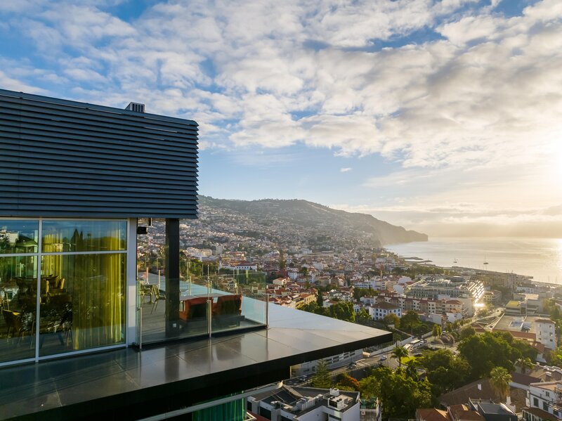 The Views Baía 32