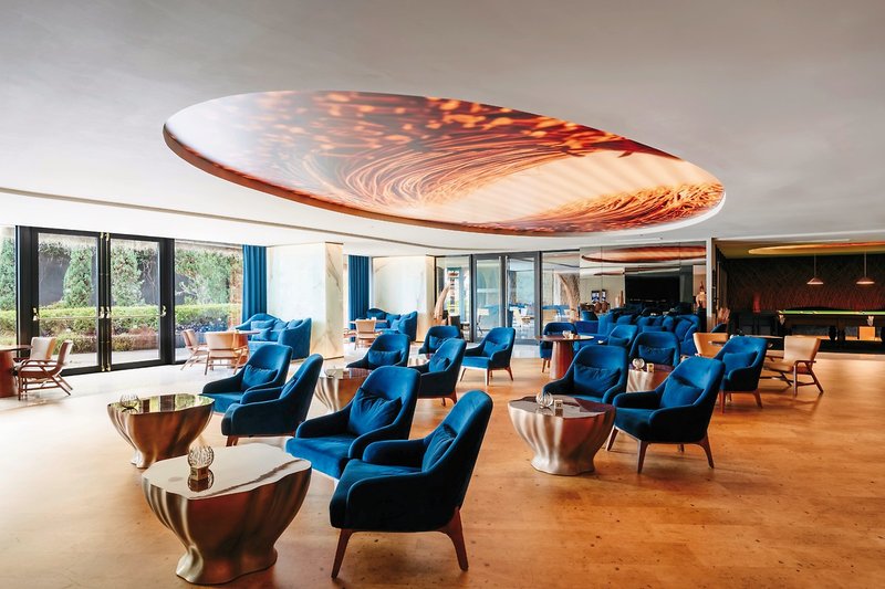 Savoy Palace  32