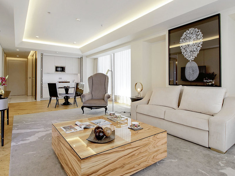 Savoy Palace 15