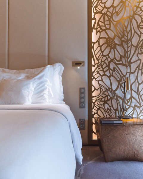 Savoy Palace 50