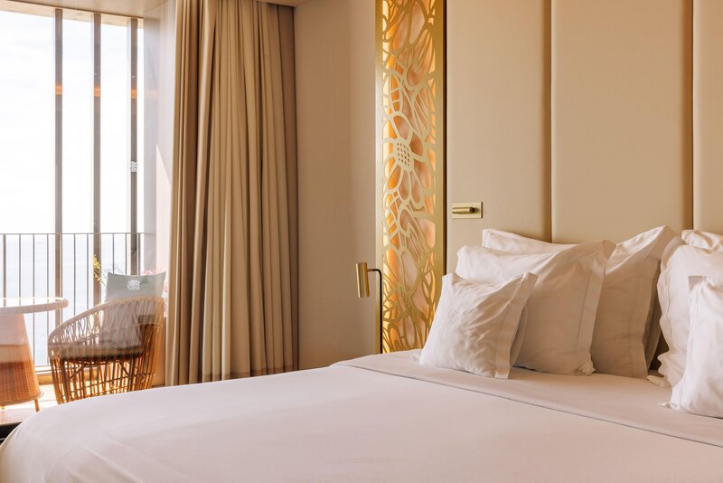 Savoy Palace 84