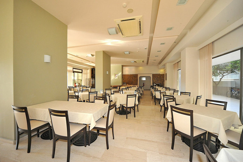 Saint Constantin Hotel 8