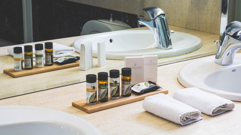 St. George Lycabettus Lifestyle Hotel 18