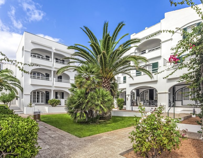 White Sands Beach Club 4